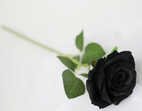 Silk Rose Collection — Luxury Artificial Flower Arrangement