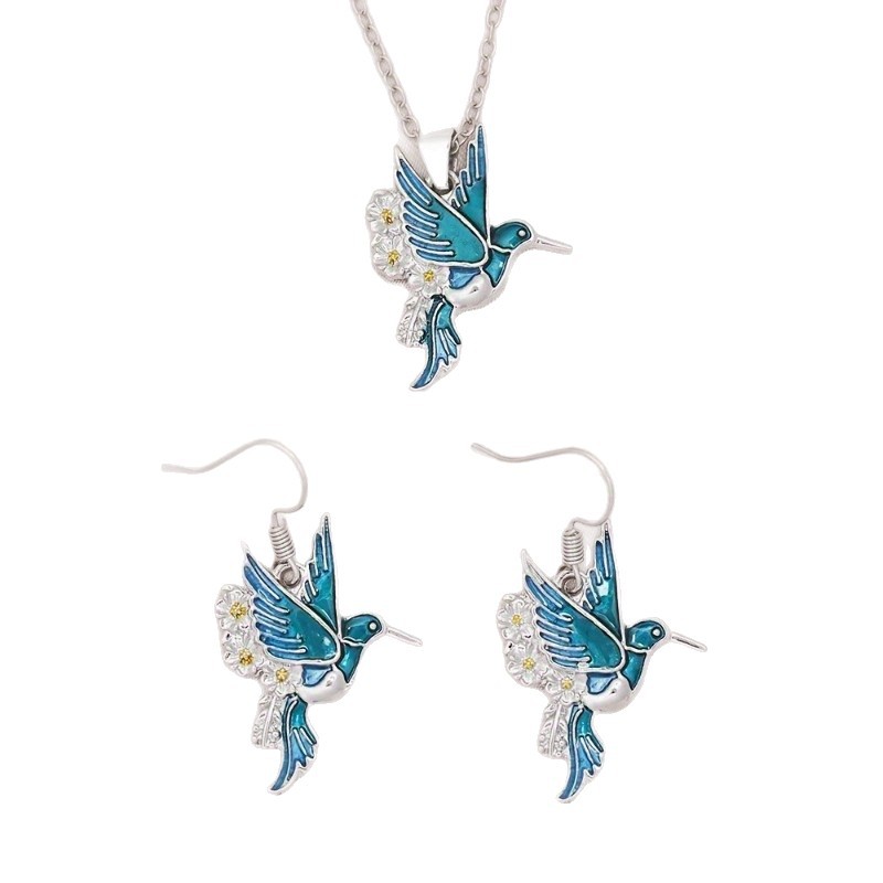 Hummingbird Pendant Necklace & Earring Set | Luxury Collection