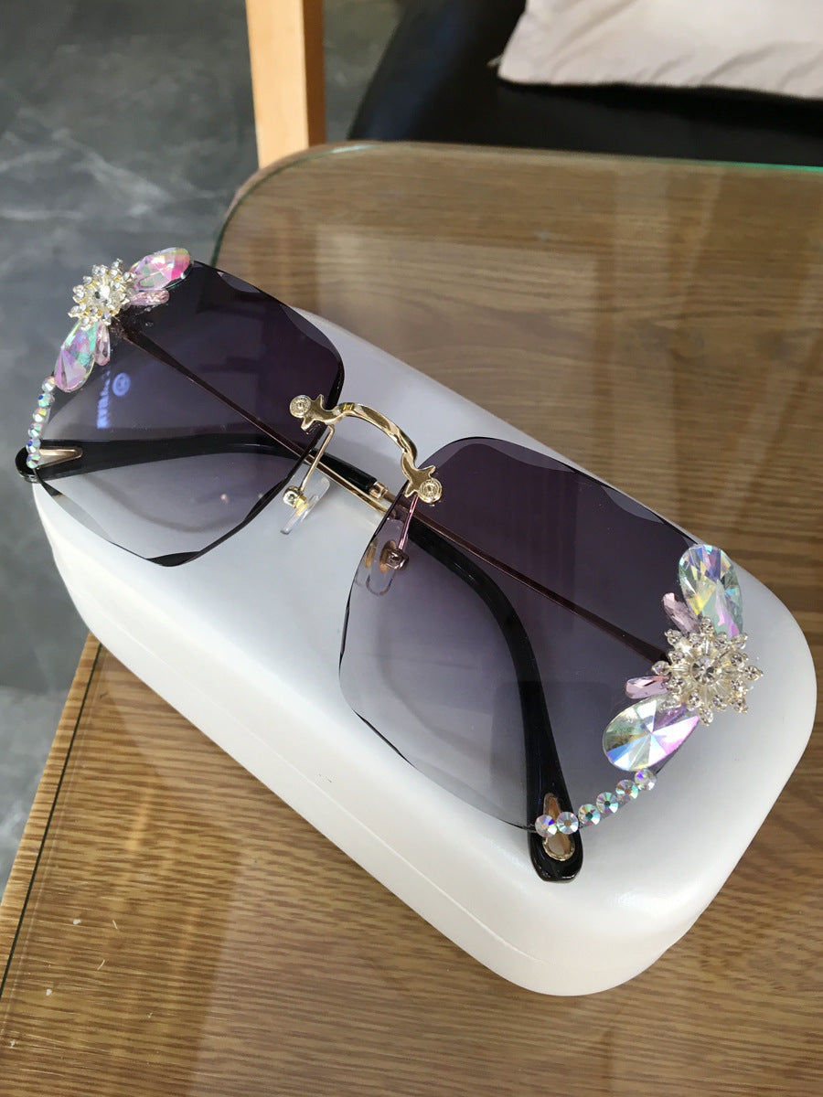 Rhinestone Gradient Sunglasses — Frameless Luxury Eyewear