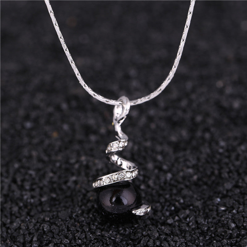 Twisted Snake Pearl Jewellery Set | Luxury Style