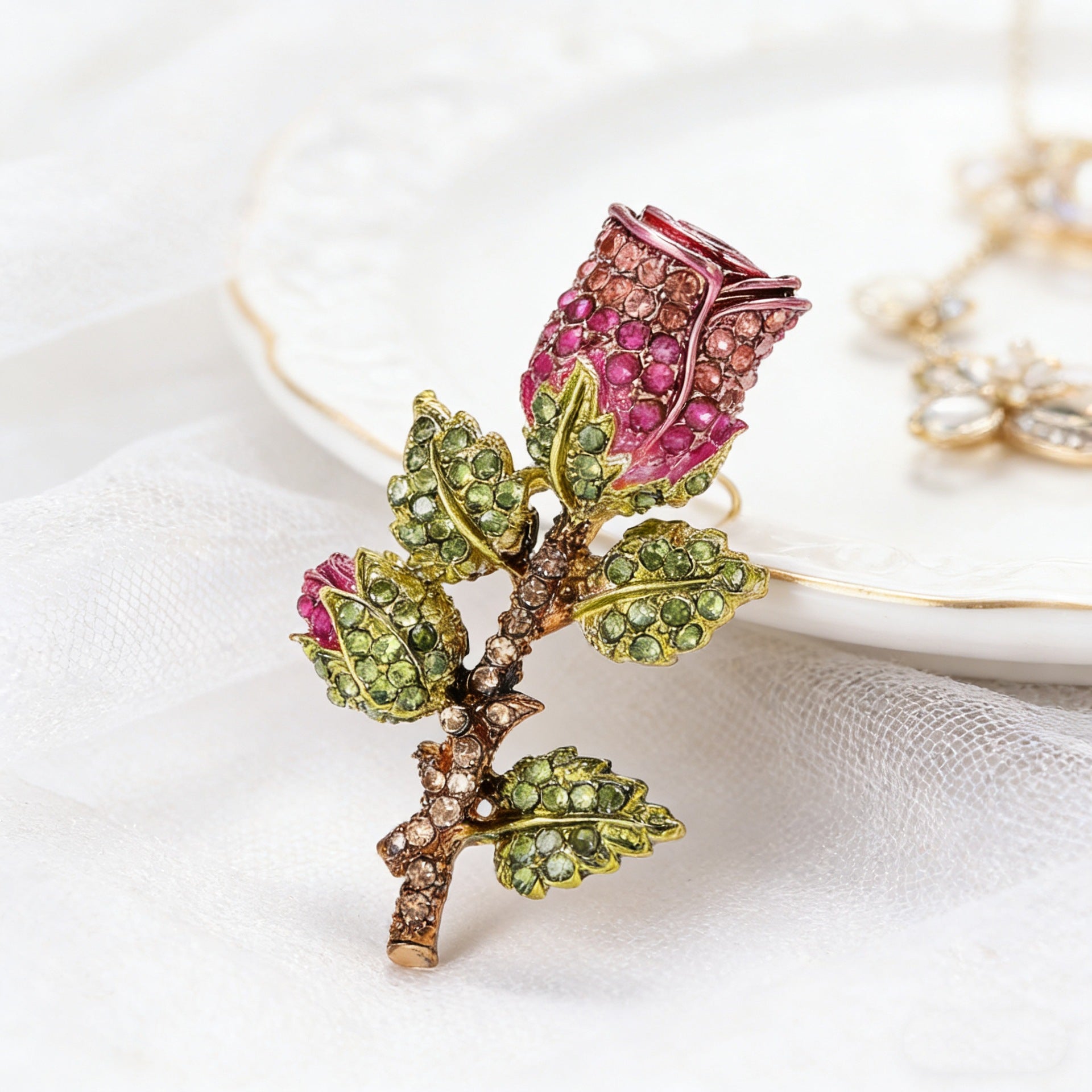 Retro Rhinestone Rose Brooch | Luxury Alloy Flower Pin | Pink & Red
