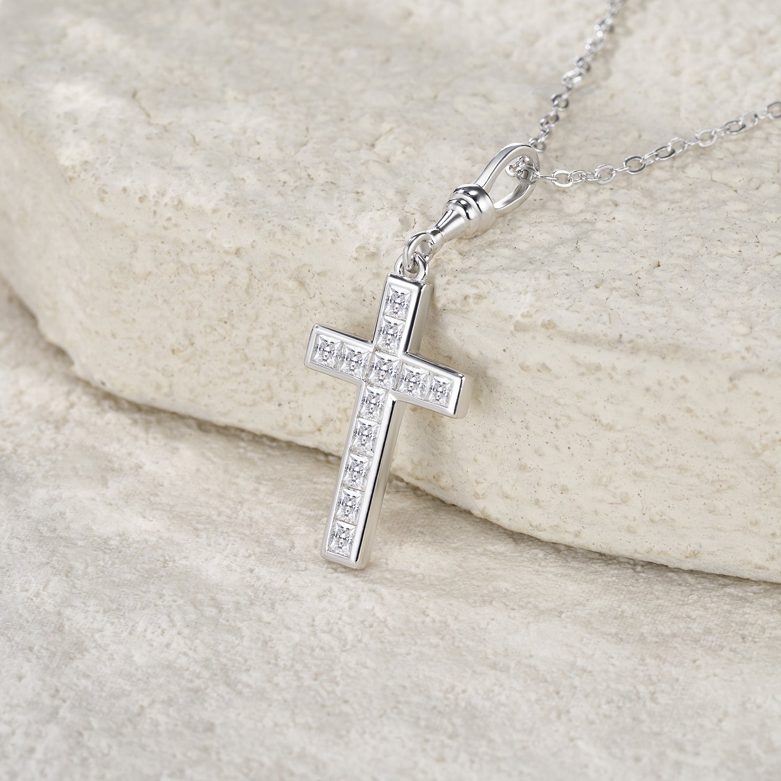 Douceur – Morganite Pendant Necklace | Platinum-Plated Sterling Silver