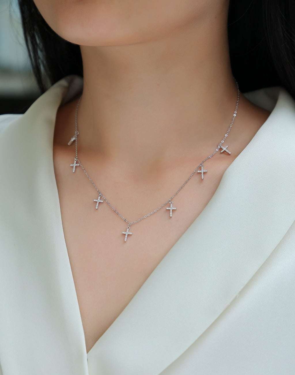Holy Light Cross Pendant Necklace – Moissanite | Platinum-Plated Sterling Silver