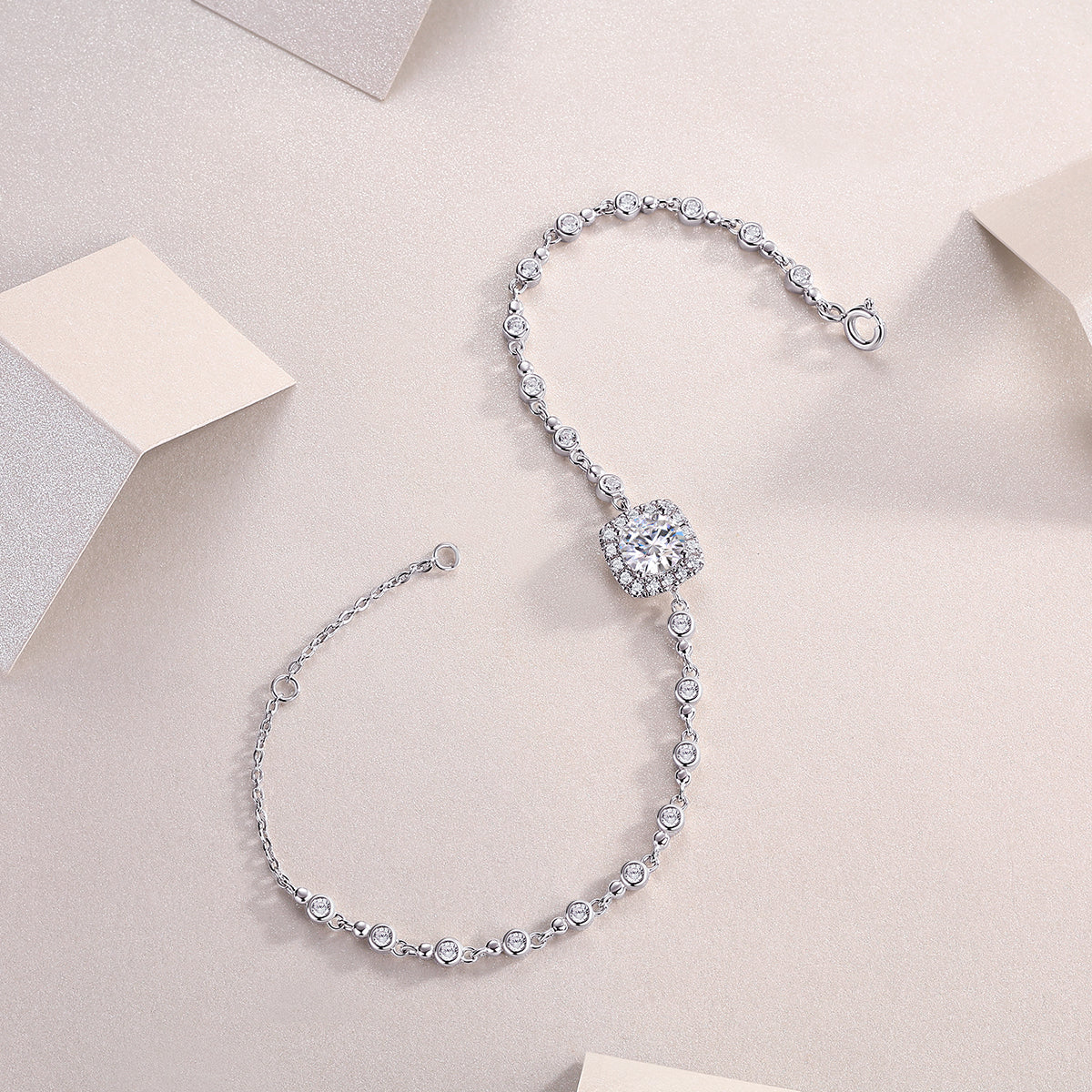 Surrounded by Stars — 1-carat Moissanite Bracelet | S925 Platinum-plated Silver