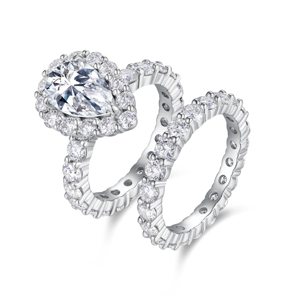 Larme — Pear-Cut Moissanite Wedding Ring