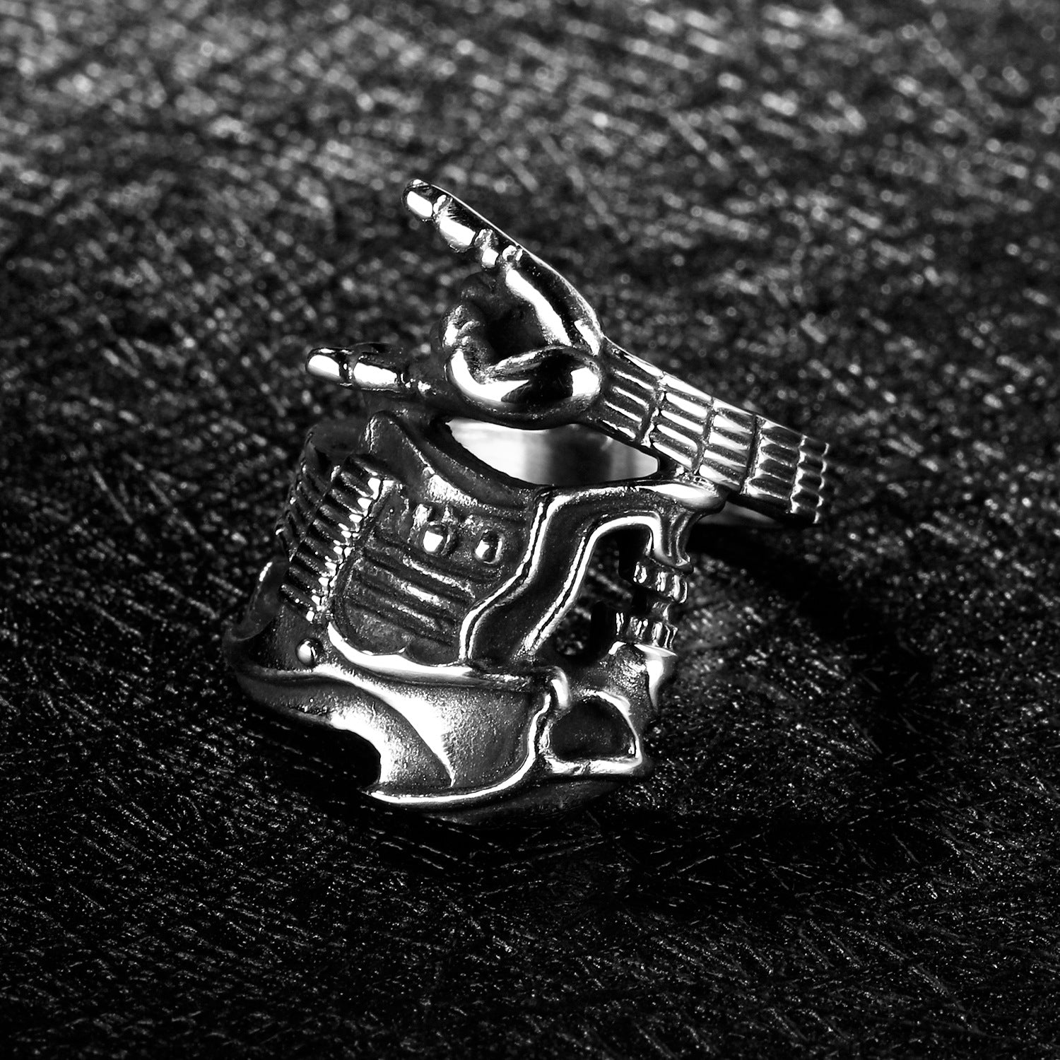 Rock Hip-Hop Skull Titanium Steel Men's Ring | Gold & Steel Luxury