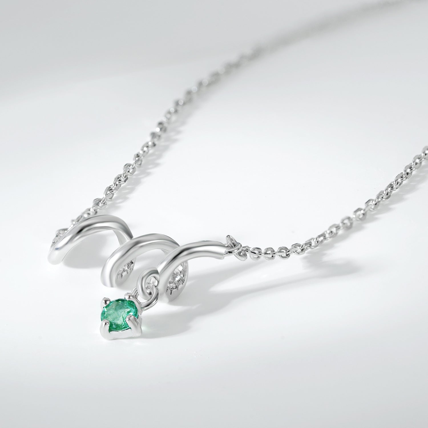 925 Silver Natural Emerald ECG Pendant Adjustable Luxury Collar Necklace