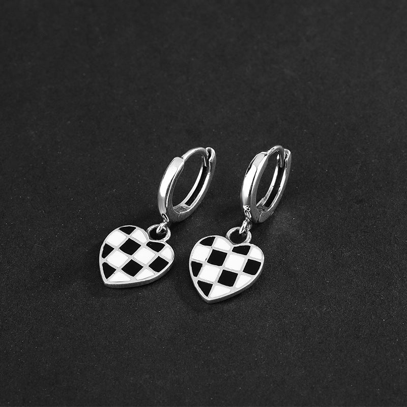 Checkered Heart – 925 Sterling Silver Black & White Oil Drop Heart Luxury Earrings