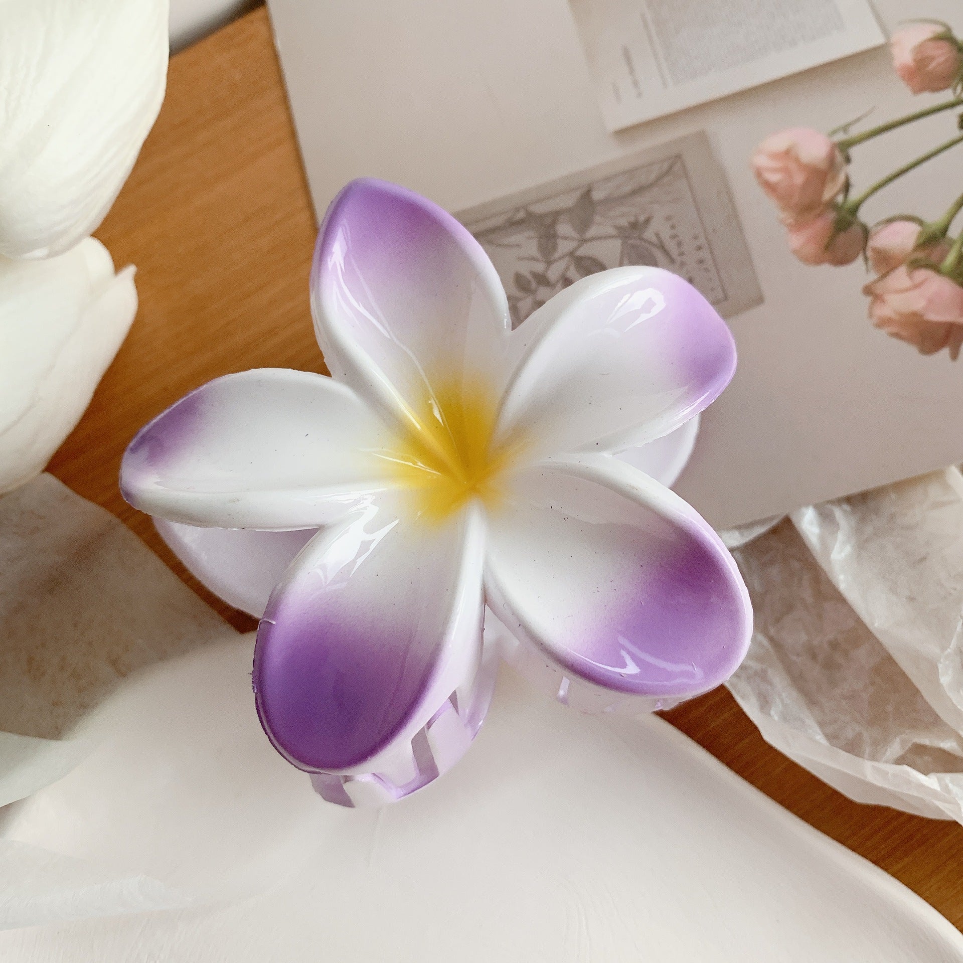 Plumeria Flower Hair Claw Clip — Korean Trendy Style
