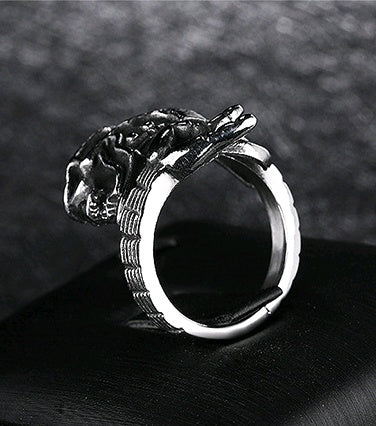 Rock Hip-Hop Skull Titanium Steel Men's Ring | Gold & Steel Luxury