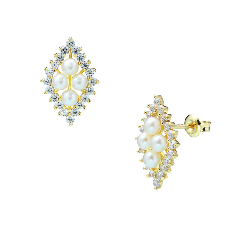 Diamond Pearl – Sterling Silver Retro Geometric Diamond Shape Pearl Luxury Stud Earrings