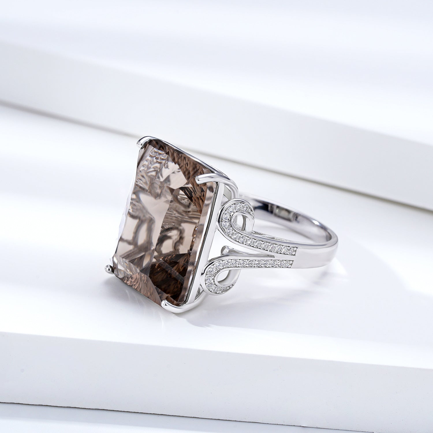 Smoky Reverie – 925 Silver Natural Tea Crystal Geometric Luxury Ring