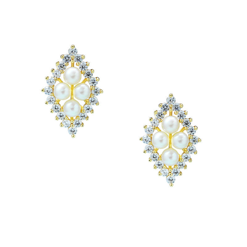Diamond Pearl – Sterling Silver Retro Geometric Diamond Shape Pearl Luxury Stud Earrings
