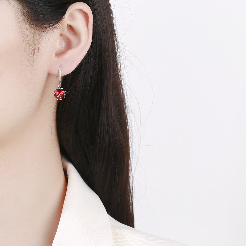Vintage Luxe – 925 Sterling Silver Micro Pavé Geometric Luxury Stud Earrings