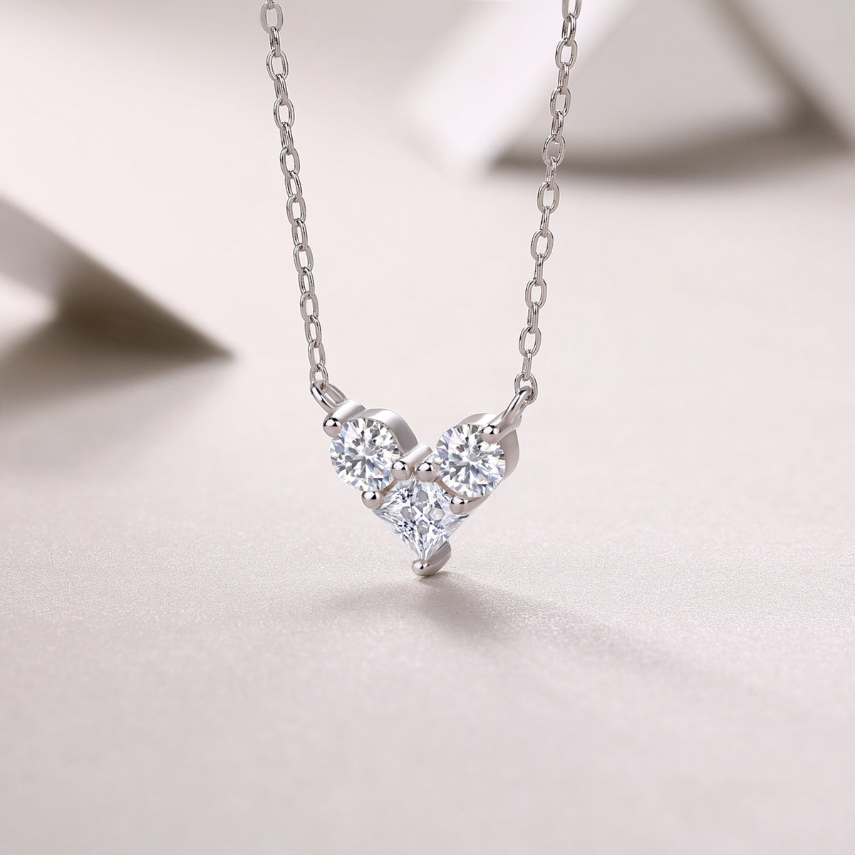 Éclat — S925 Silver Moissanite Pendant Necklace