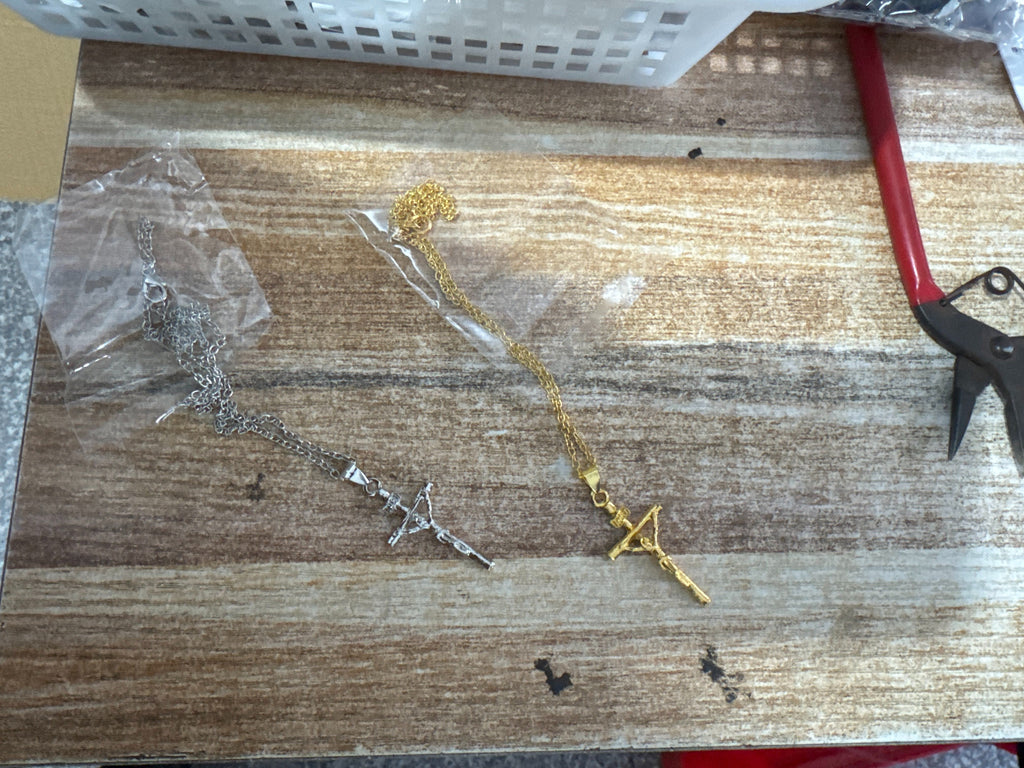 Croix — Titanium Steel Cross Necklace | Gold & Silver
