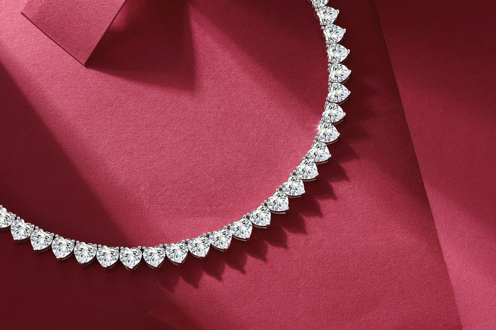 Romantic Gravity — 1-carat Moissanite Pendant Necklace | S925 Platinum-plated Silver