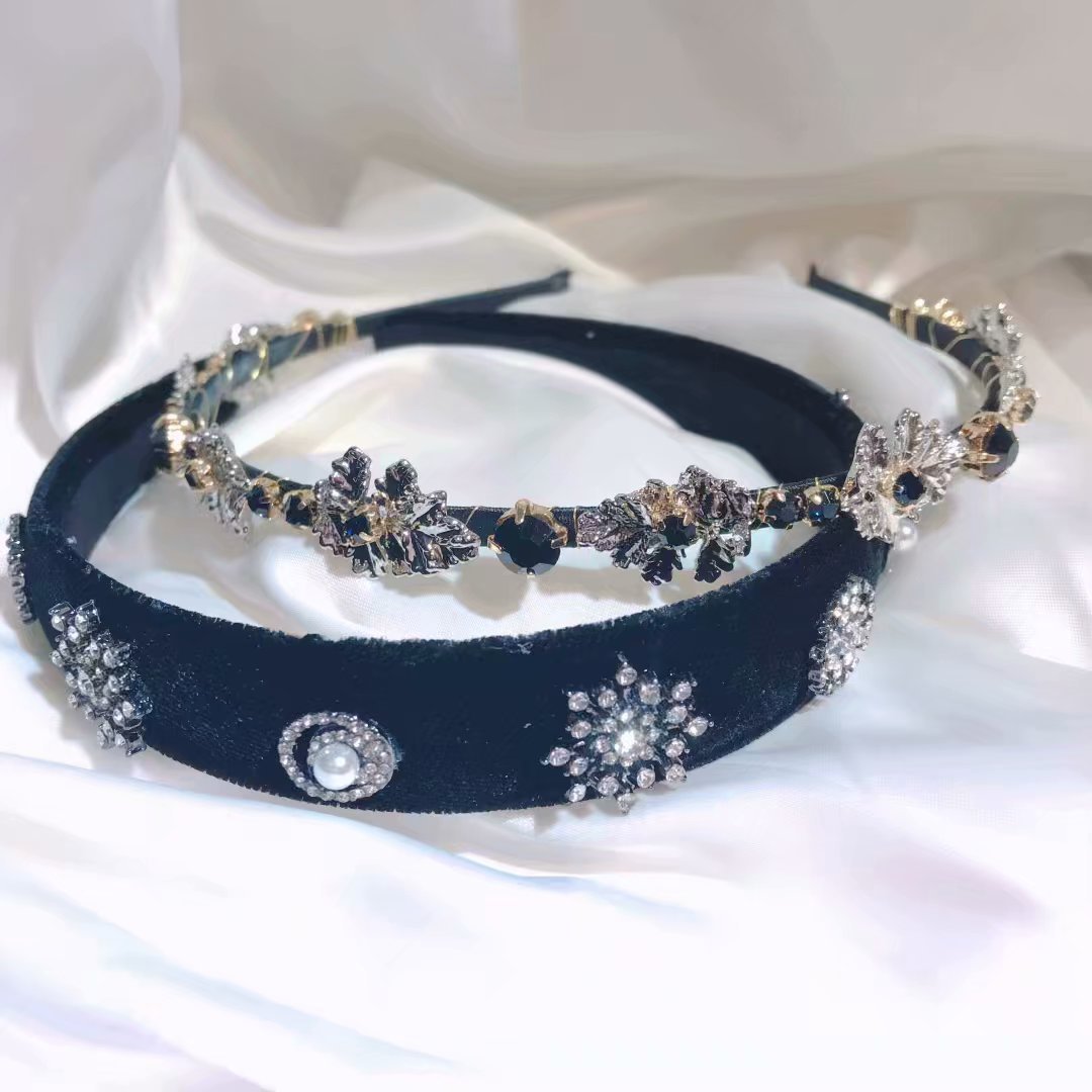 Velvet Snowflake & Metal Flower Headband — Korean Style