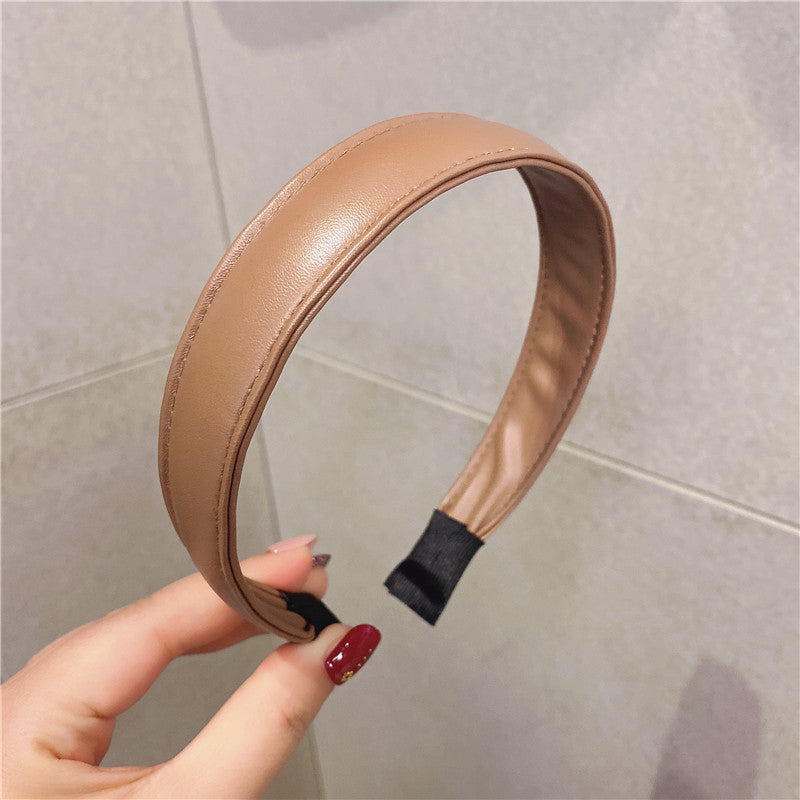 Minimalist Leather Headband — Versatile Everyday Elegance
