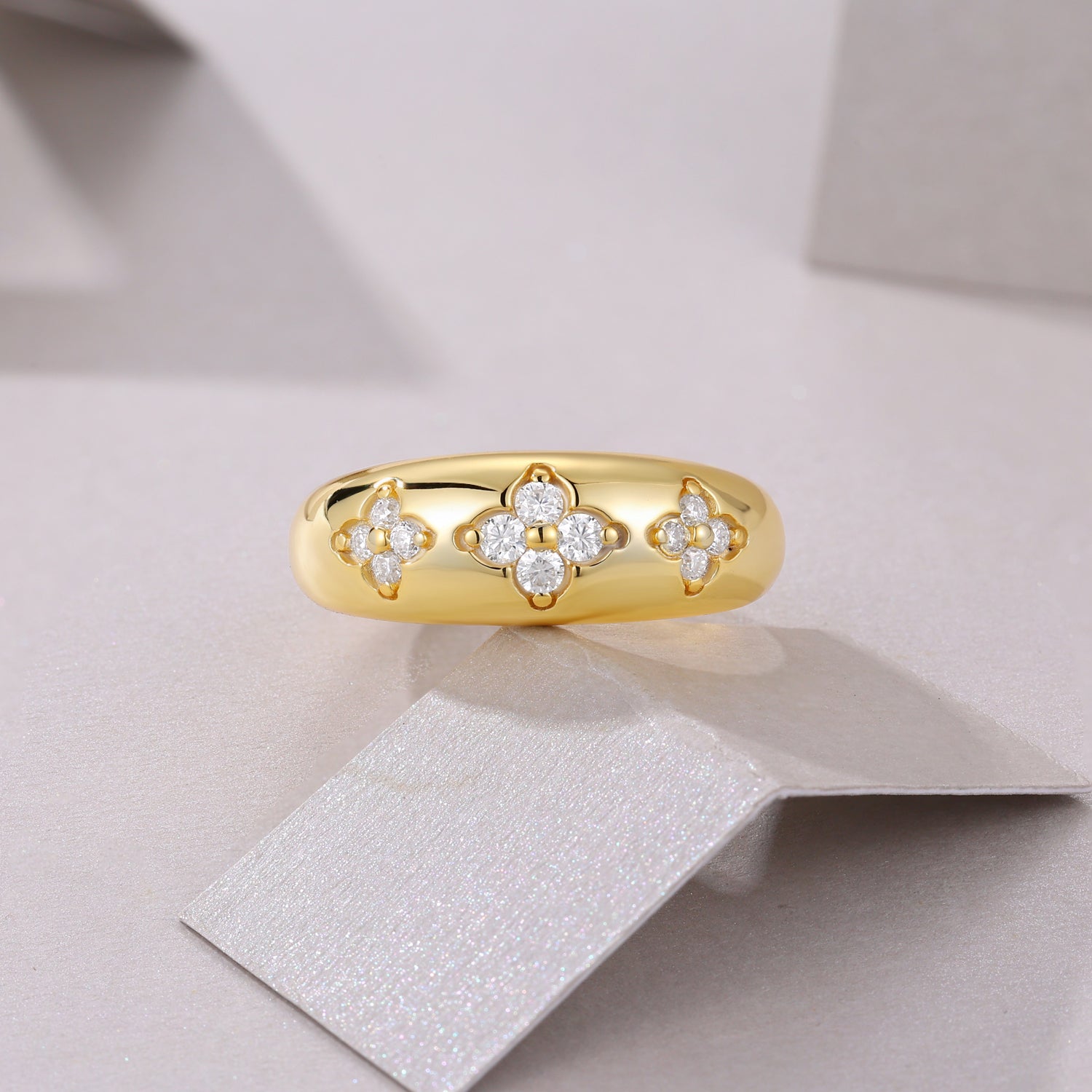 Hyacinth Moissanite Ring – Platinum-Plated Silver | Frosted & Mirror Finish