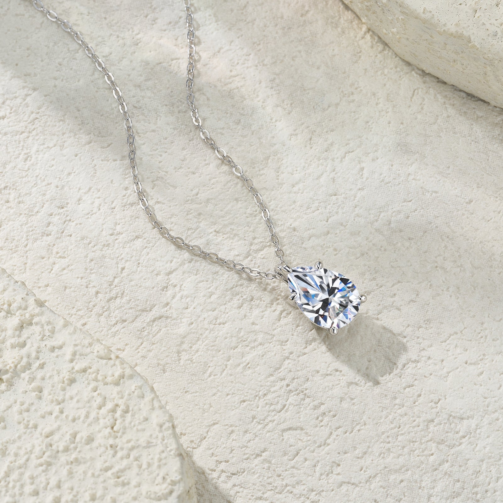 La Poire – Pear-Cut Morganite Pendant Necklace | Gold-Plated Sterling Silver