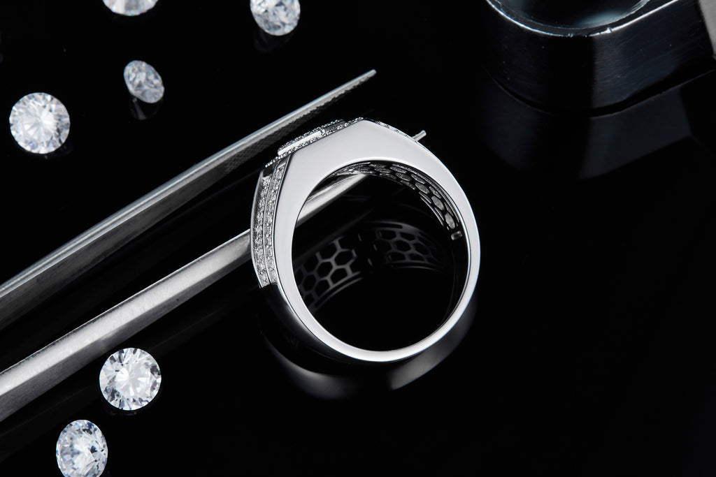 Prestige — Men’s Moissanite S925 Silver Ring
