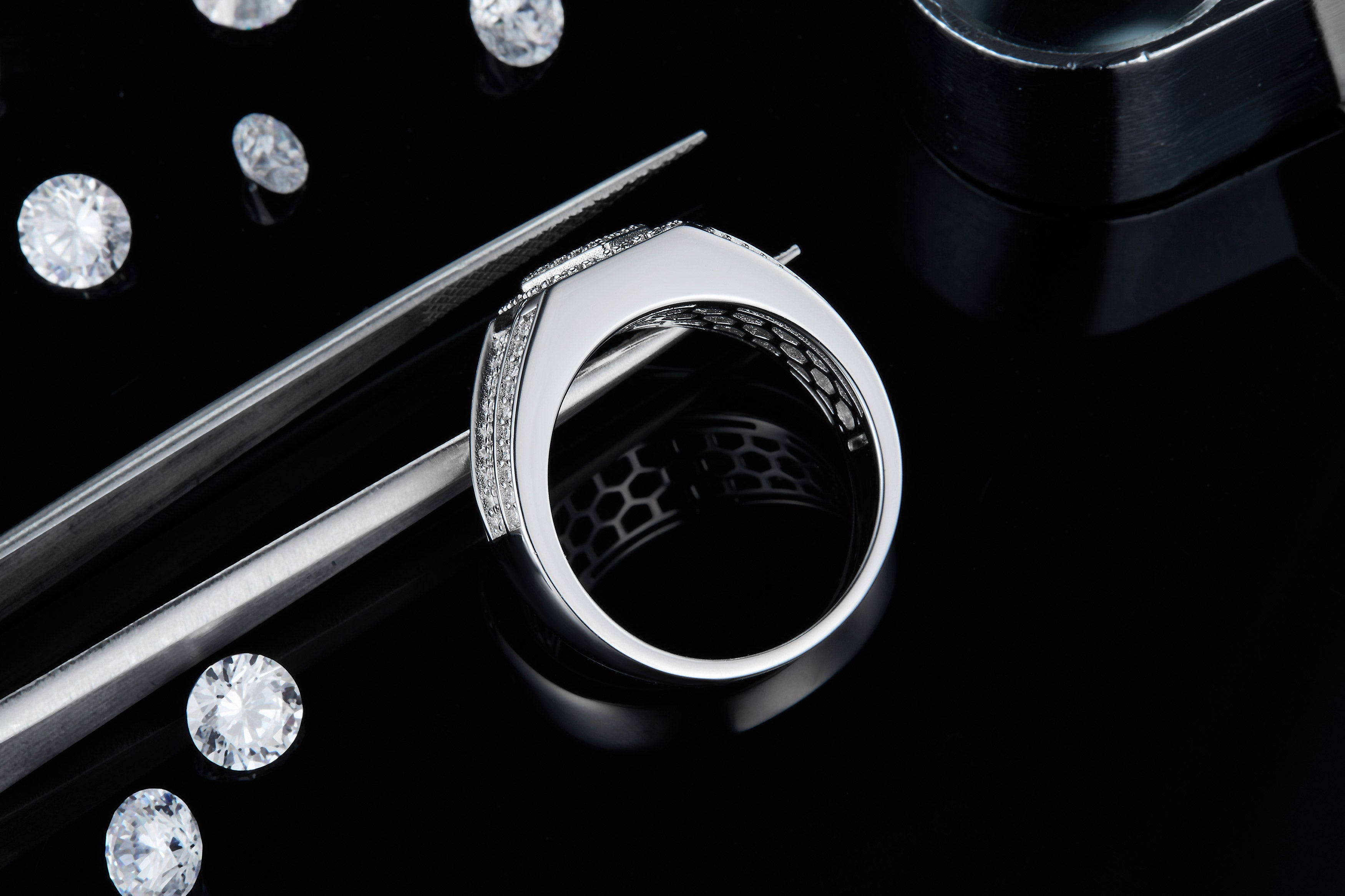 Prestige — Men’s Moissanite S925 Silver Ring