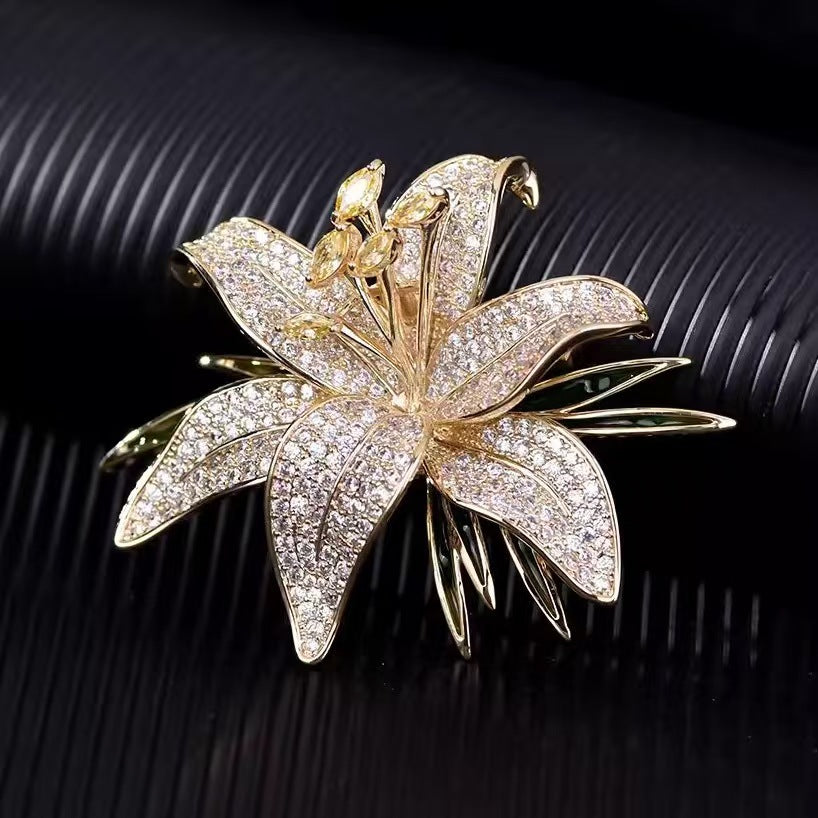 Full Diamond Lily Brooch | Elegant Luxury Women's Collar Pin