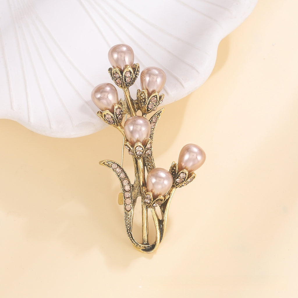 Pearl Flower Bouquet Brooch — Luxury Elegance
