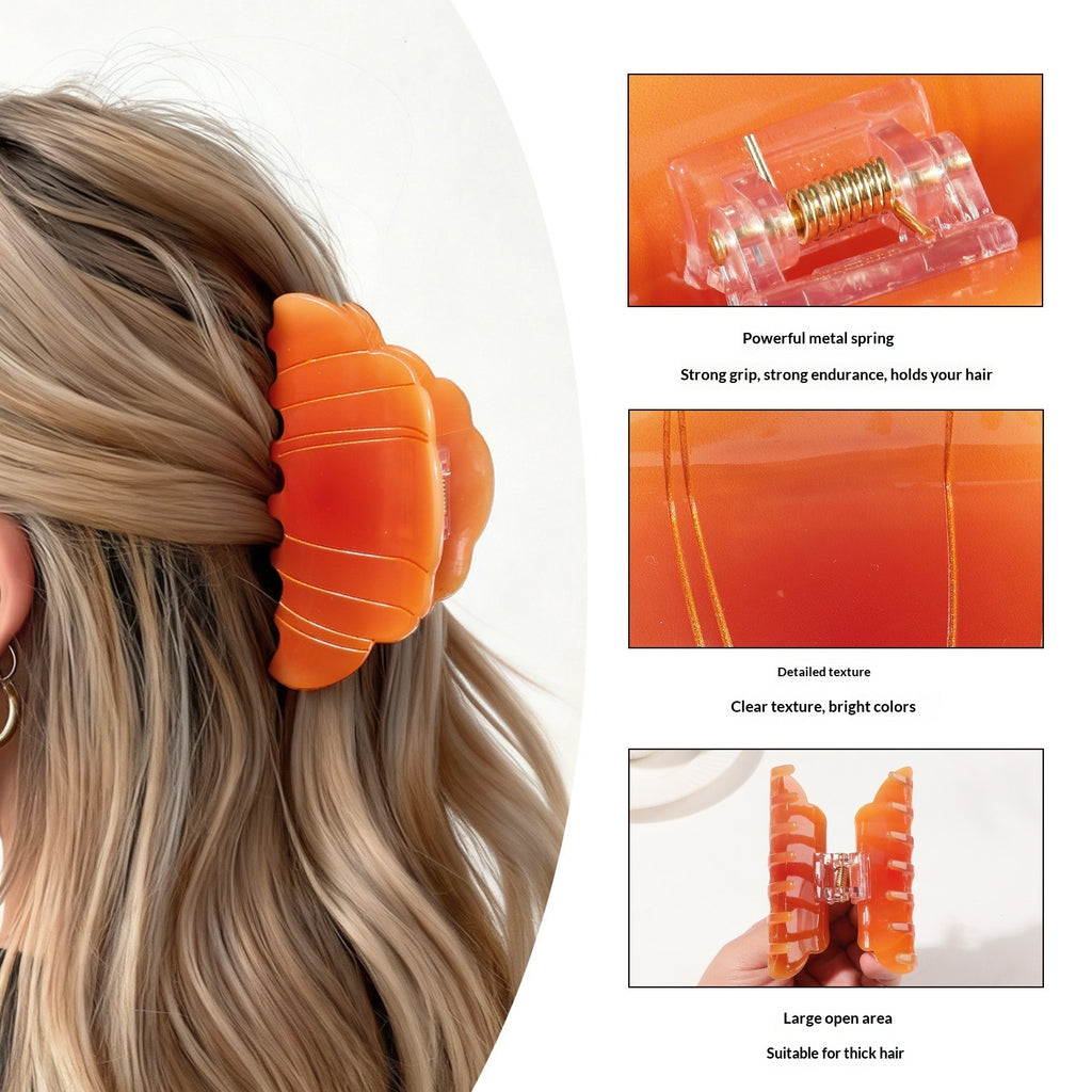 Le Croissant — Luxury Hair Clip