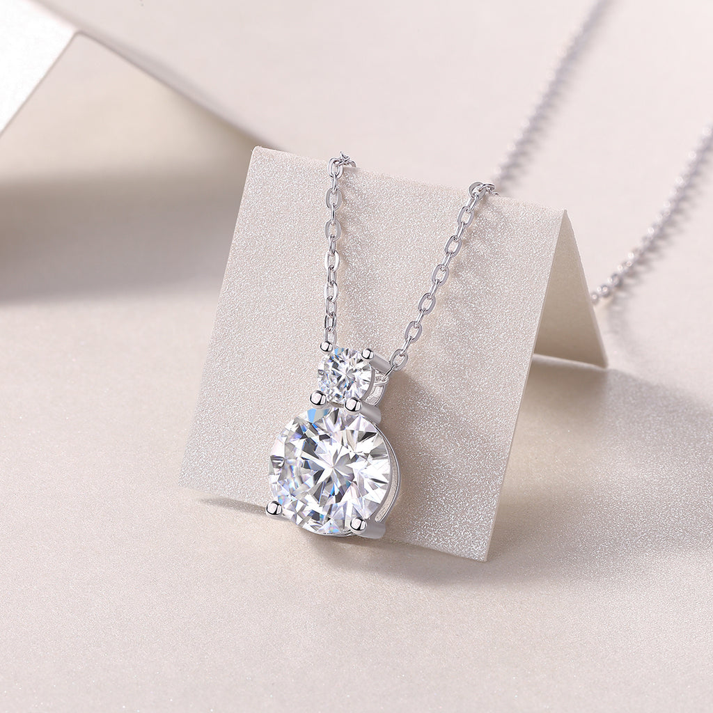 Moissanite Platinum Elegance Pendant Necklace | S925 Silver