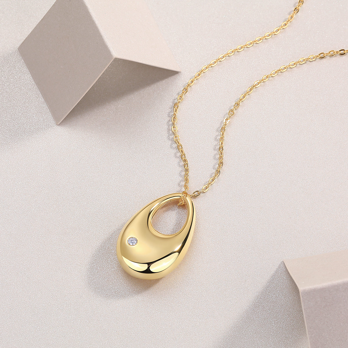 Evening Love Moissanite Pendant Necklace | S925 Silver with Gold Plating