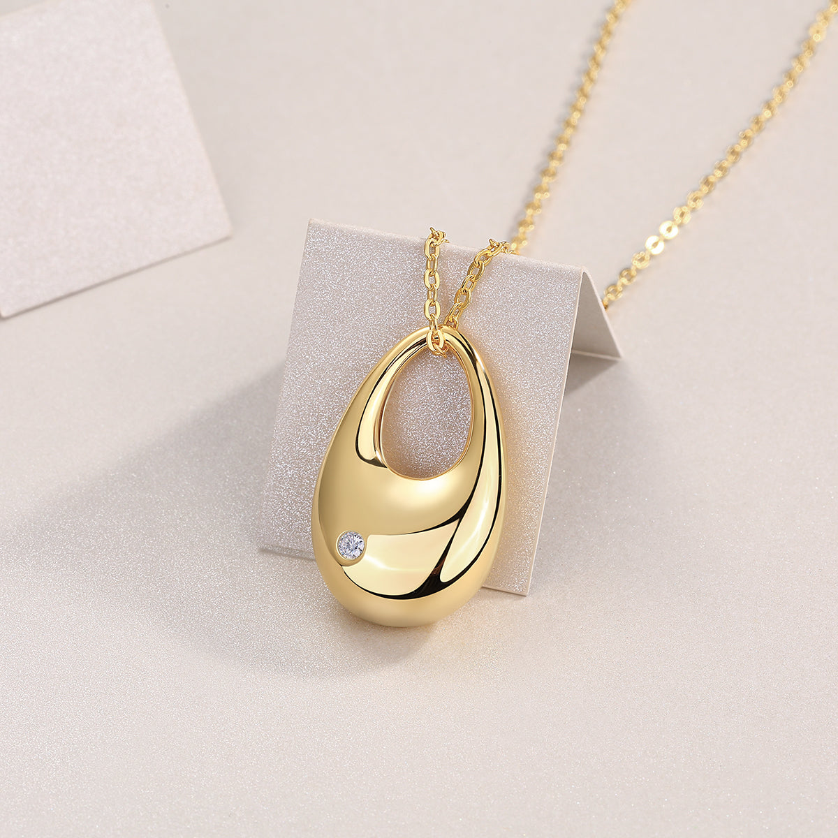Evening Love Moissanite Pendant Necklace | S925 Silver with Gold Plating