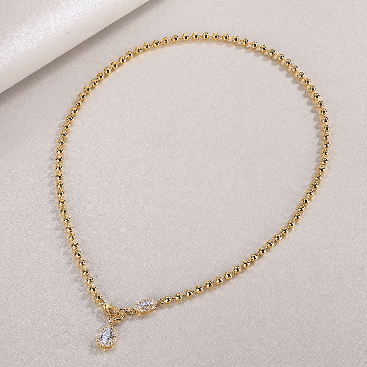 Twilight Orchid — Pear-cut Moissanite Pendant Necklace | S925 Gold-plated Silver