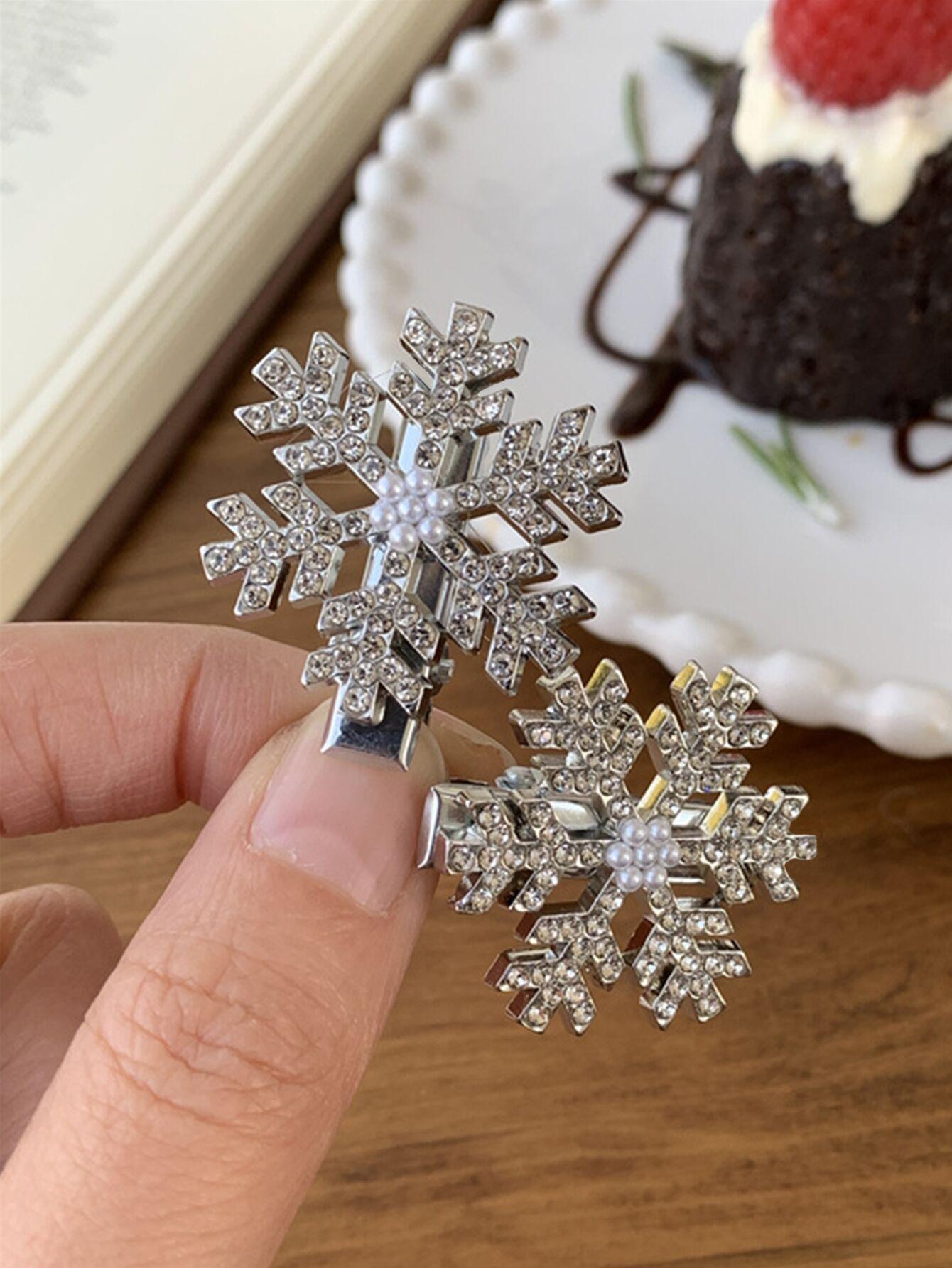 Snowflake Pearl & Crystal Hair Clip — Winter Elegance