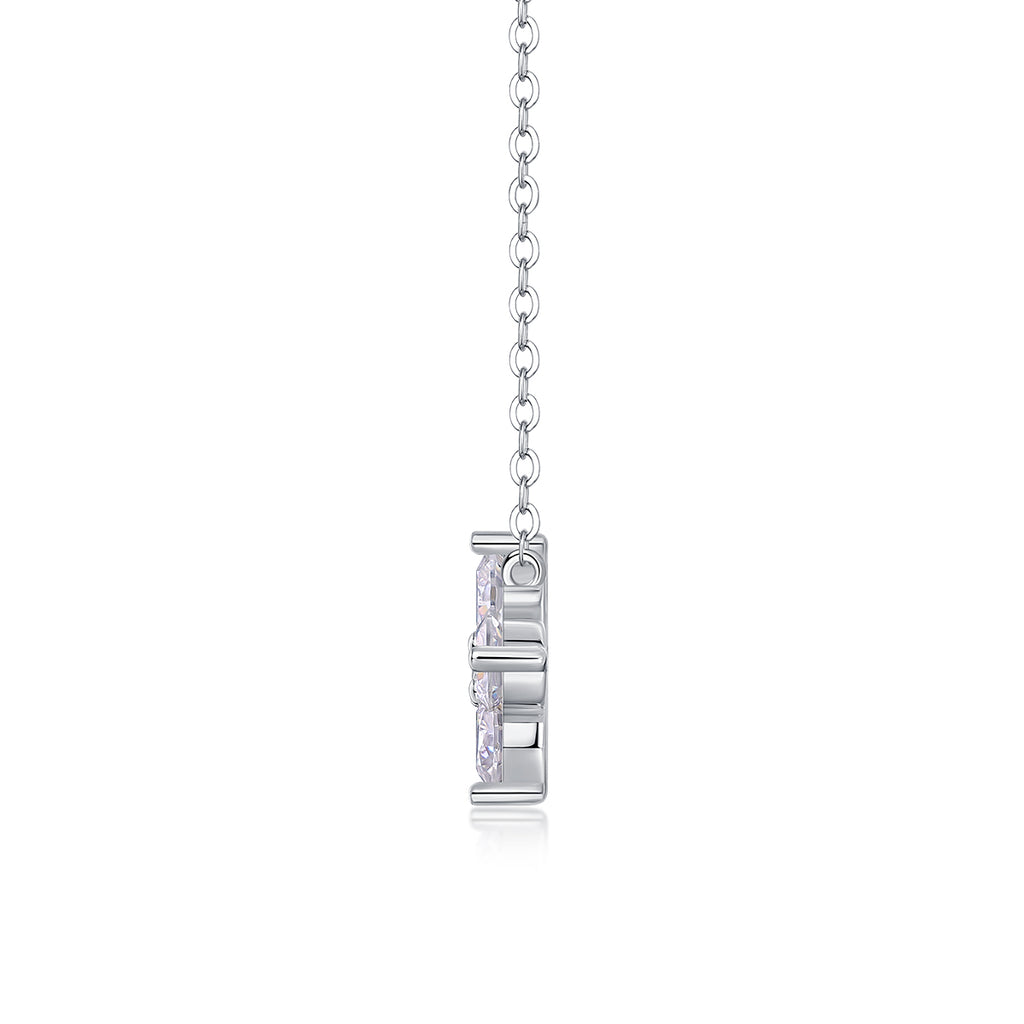 Lucky Four-Leaf Clover Pendant Necklace – Moissanite | Platinum-Plated Silver